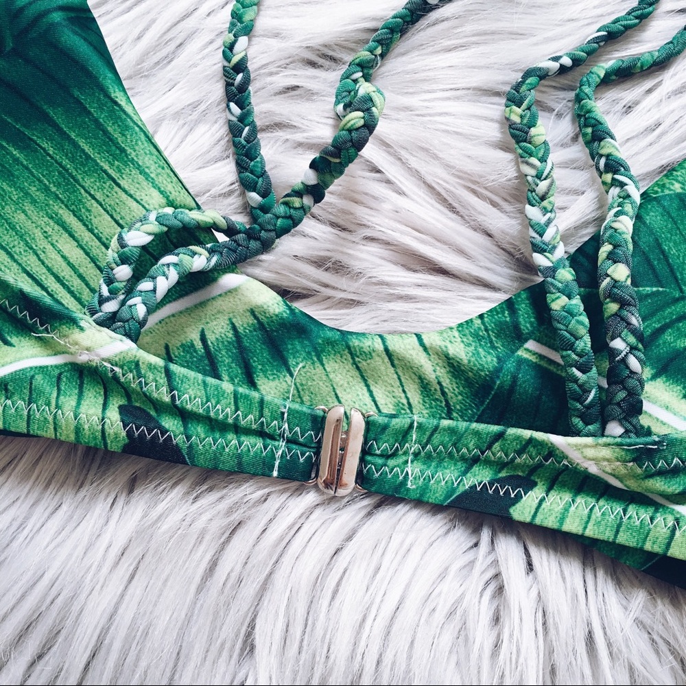 Tropical Printed Bikini Top {medium} - Picture 5 of 7